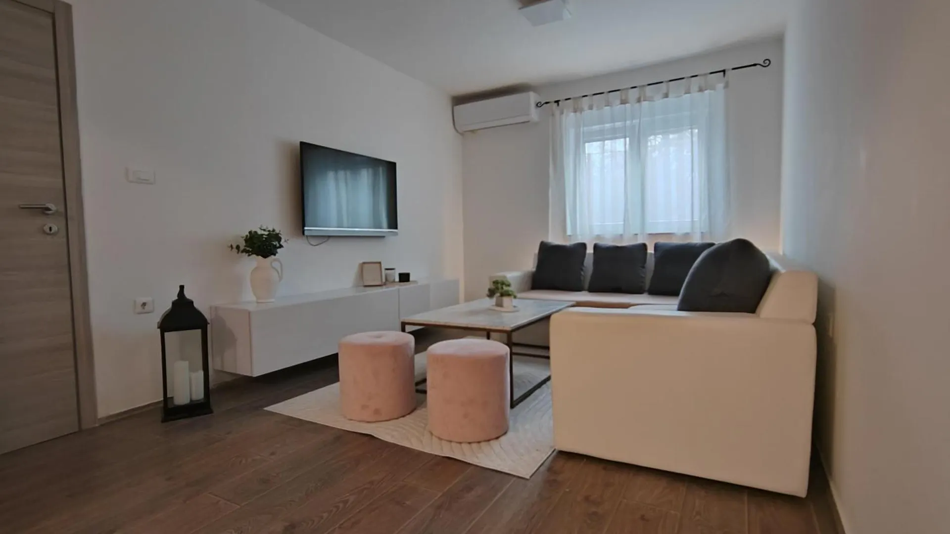 Apartments And Pool Luminous Pula Croatia
