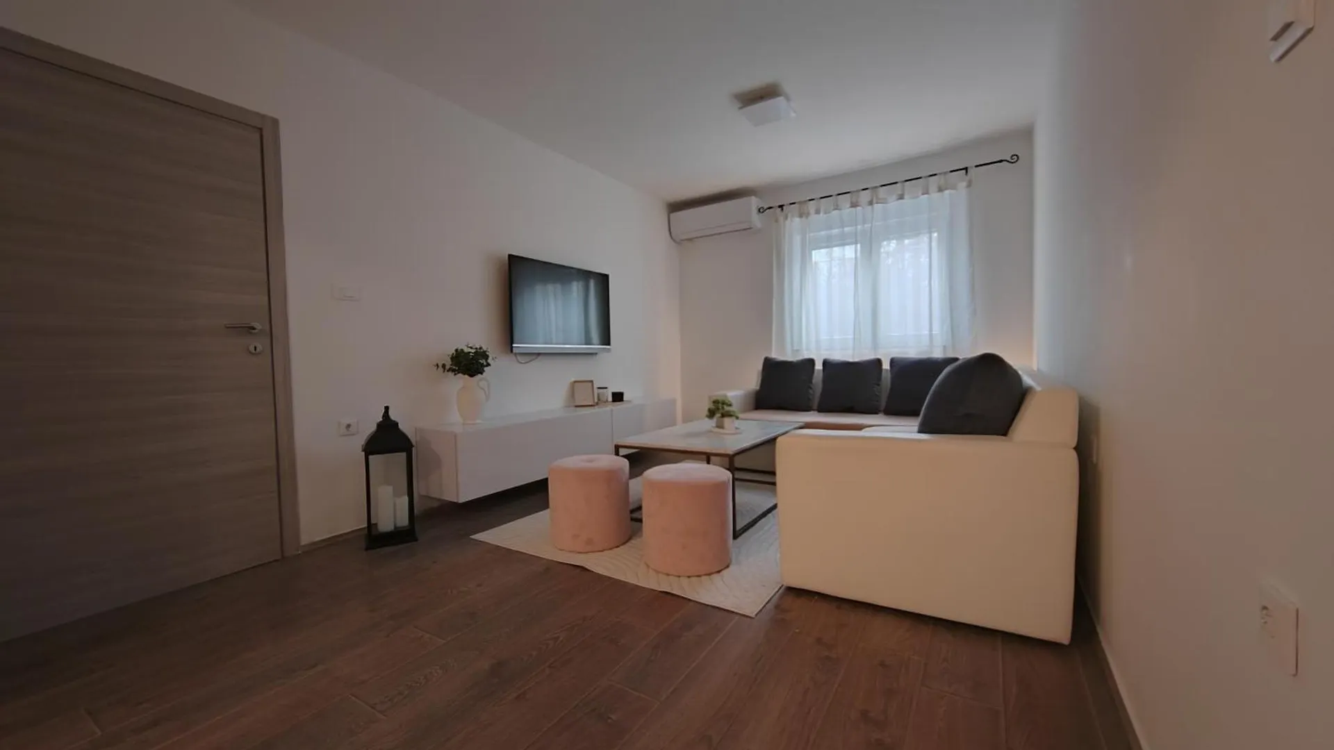 Apartments And Pool Luminous Pula Croatia